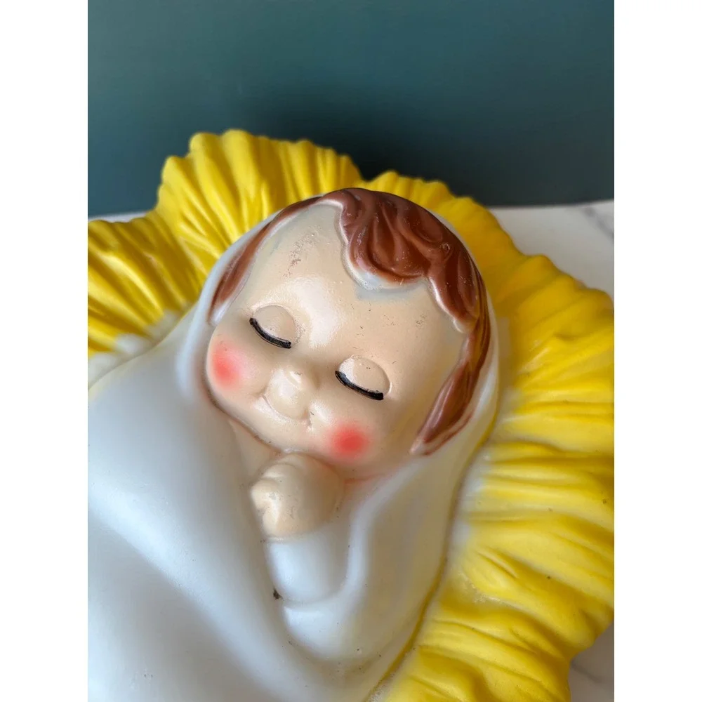 Vintage General Foam Plastics Baby Jesus Manger Blow Mold Christmas Nativity 12